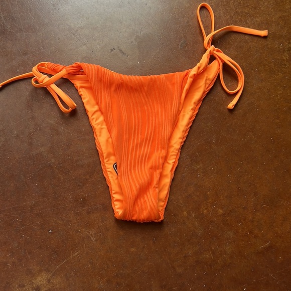 NWT Zaful Neon Orange Ribbed High Cut Tie Bikini Bottoms - Picture 5 of 8
